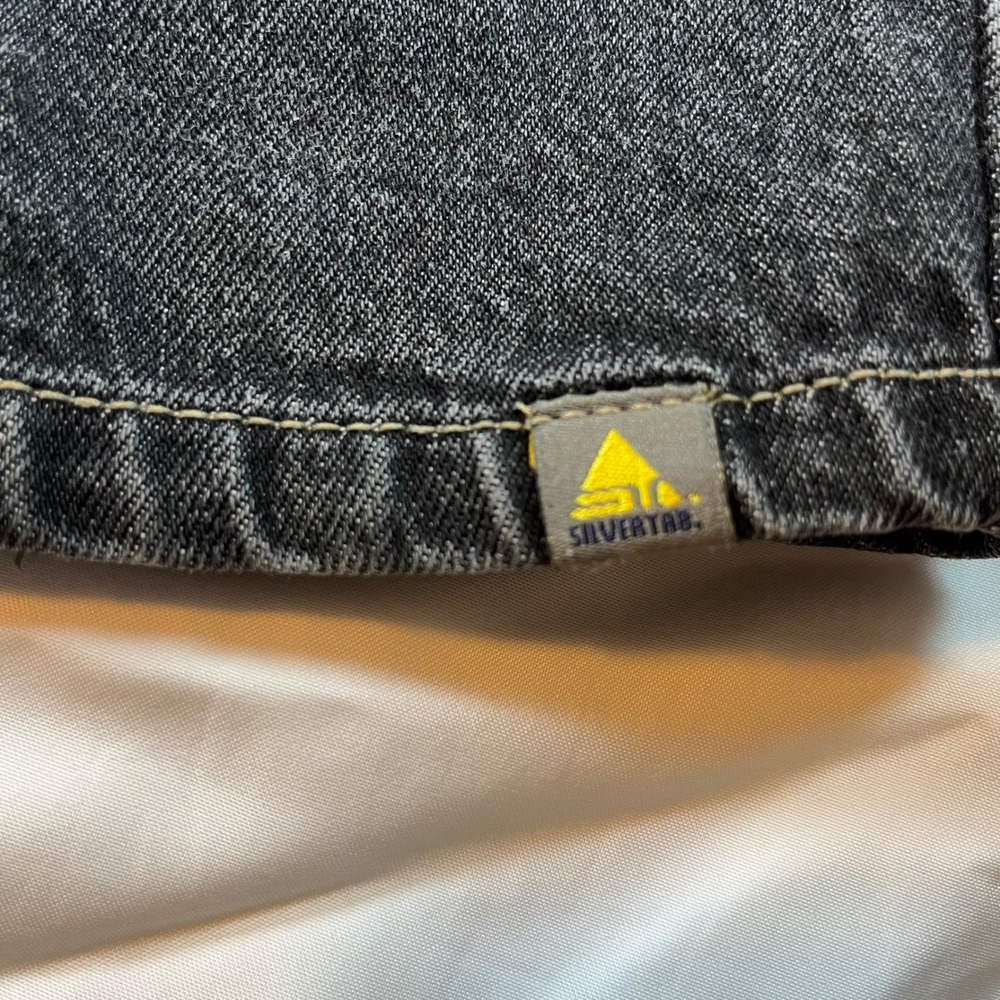 Levis SilverTab Baggy Jeans Mens 33x32 Faded Black Denim 90s Streetwear Wide Leg - Picture 3 of 16